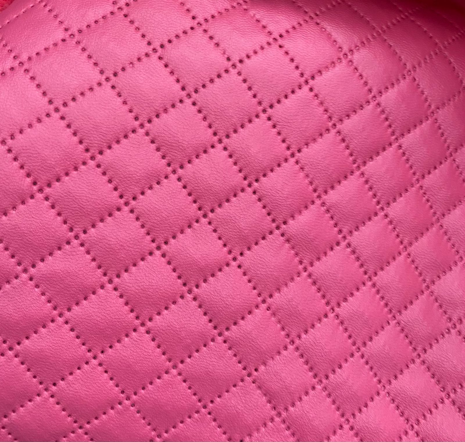 Tela capitonada  Rosa (aulada)