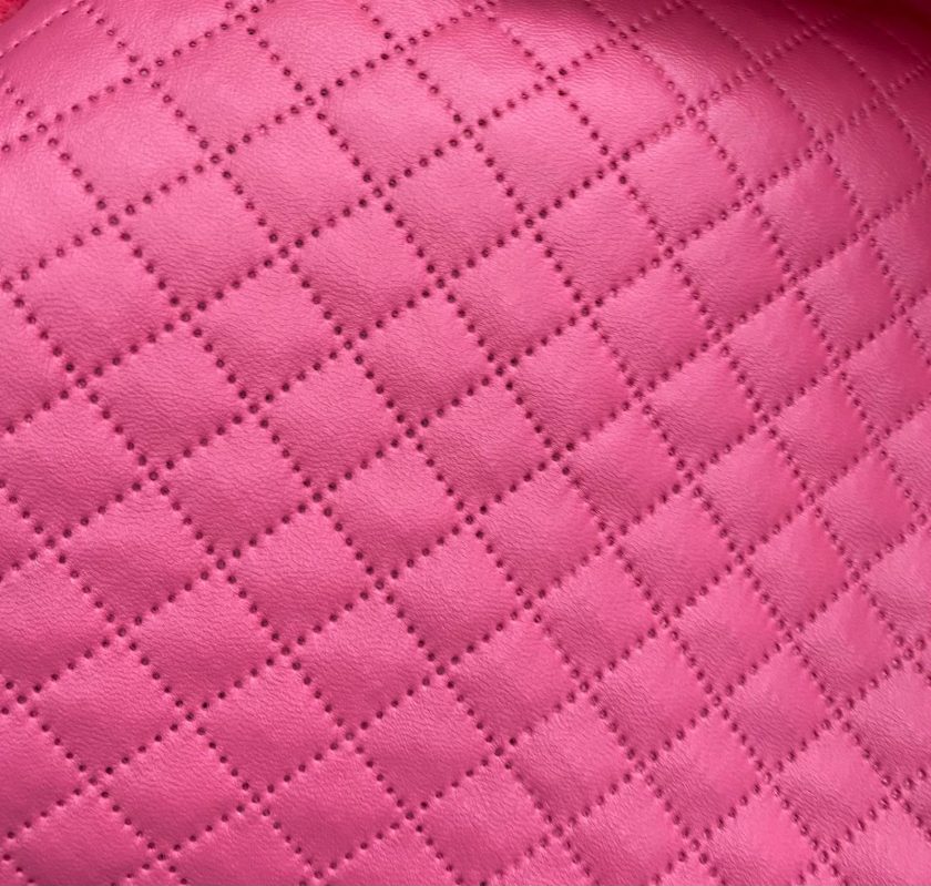 Tela capitonada  Rosa (aulada)